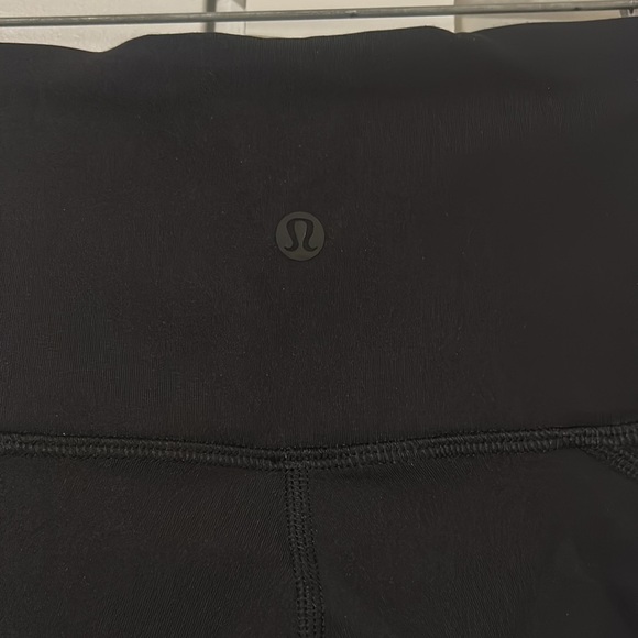 size 4 lulu leggings - Picture 4 of 5